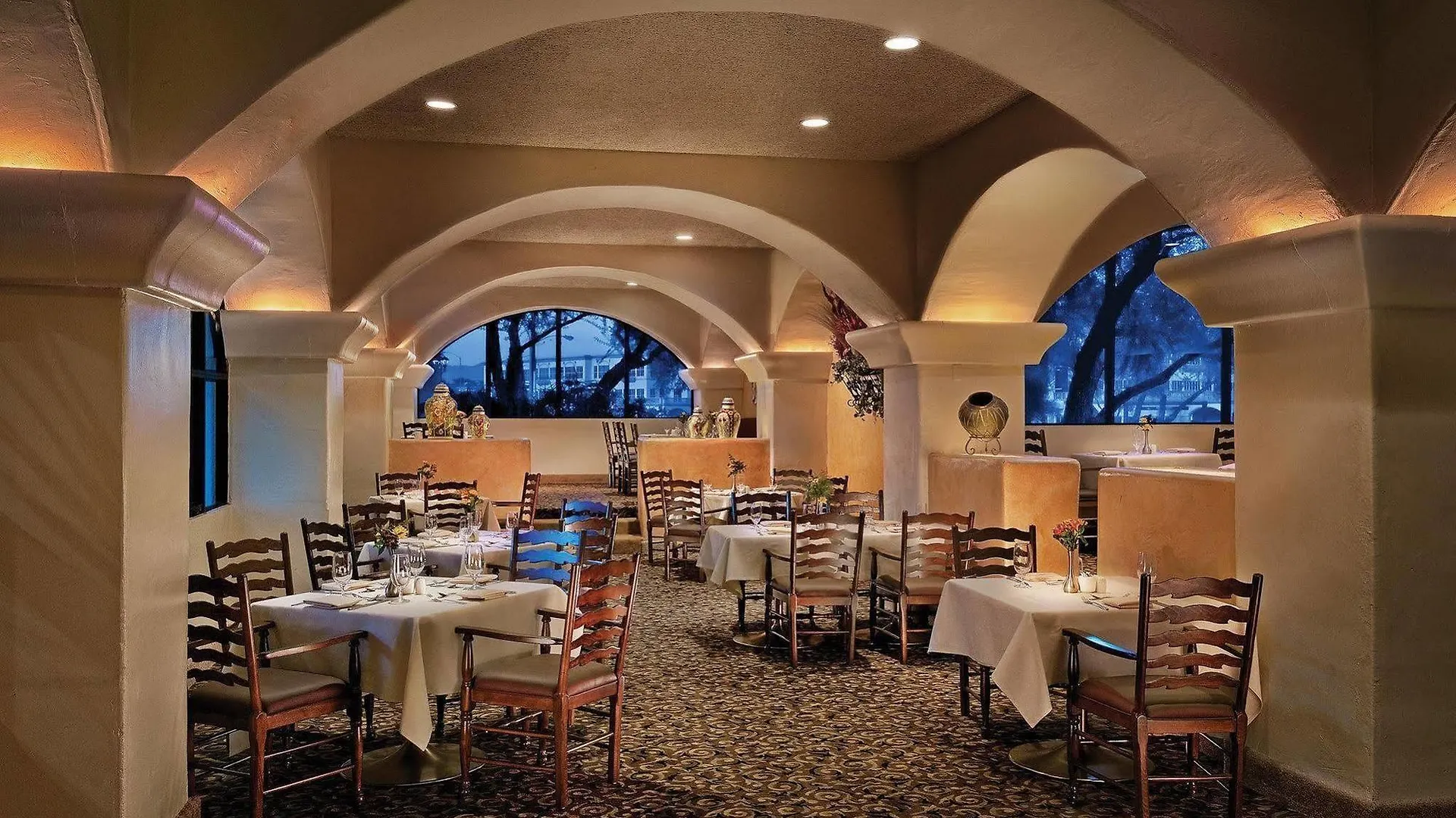 Hotel Scottsdale Cottonwoods Resort & Suites
