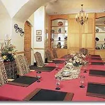 Scottsdale Cottonwoods Resort & Suites Hotel